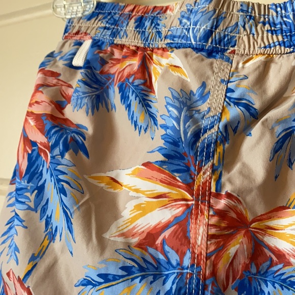 Hartford Boys Hibiscus Swim Trunks Size 10 – Discontinued & Rare - Picture 10 of 11